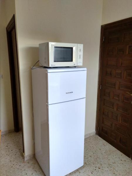 Apartamento Rey-Piscina دينايا المظهر الخارجي الصورة