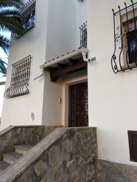 Apartamento Rey-Piscina دينايا المظهر الخارجي الصورة